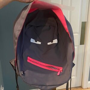 Backpack. New without tag by Zipit. Gray. 18”x13”.